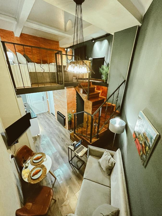 Luxury Duplex Suites - City Center Τυφλίδα Εξωτερικό φωτογραφία